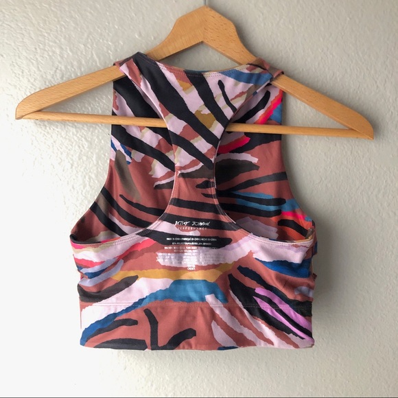 Betsy Johnson Performance Racerback Bra - Picture 7 of 8